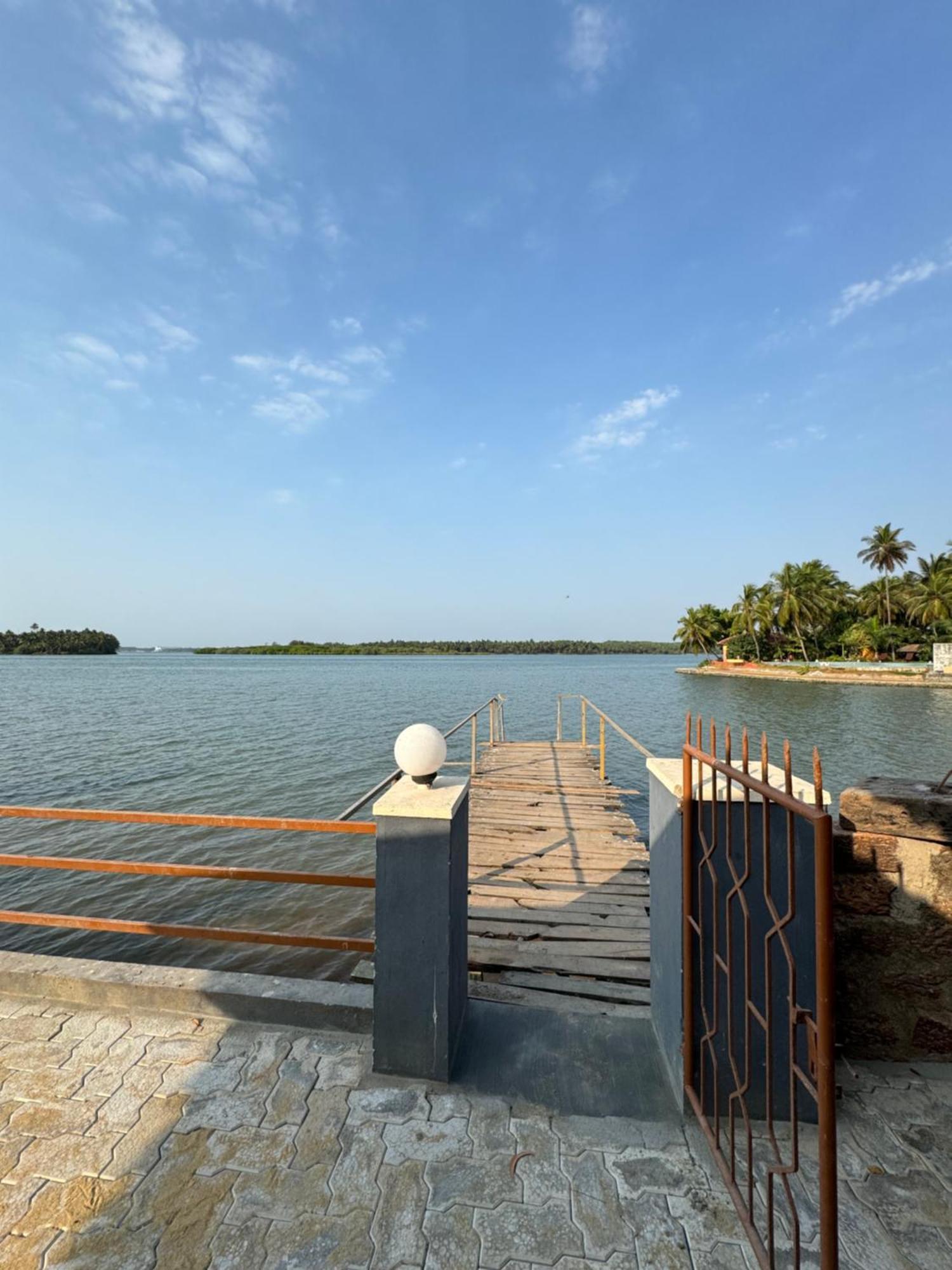 The Backwater Homestay أودوبي المظهر الخارجي الصورة
